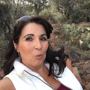 Meet your Posher, Monica